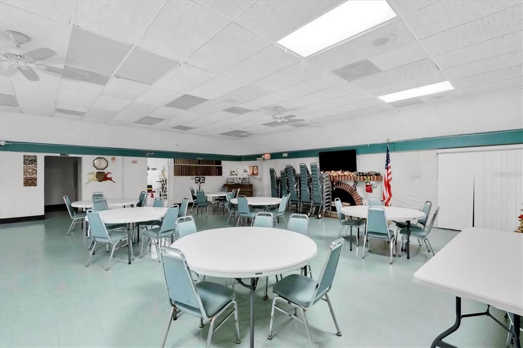 For Sale: $60,000 (2 beds, 1 baths, 975 Square Feet)