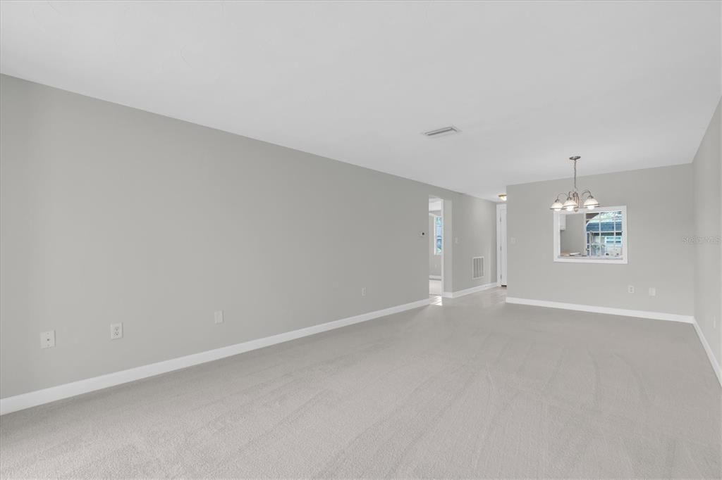 For Sale: $60,000 (2 beds, 1 baths, 975 Square Feet)