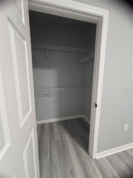 For Sale: $215,900 (2 beds, 2 baths, 1045 Square Feet)