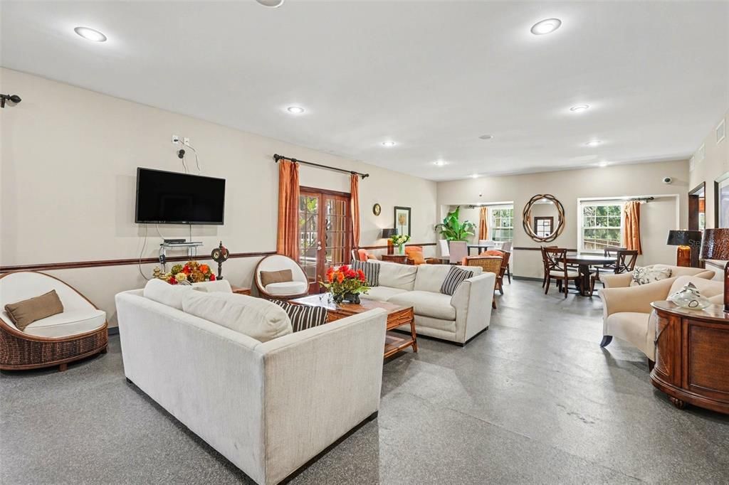 For Rent: $2,000 (2 beds, 2 baths, 1190 Square Feet)