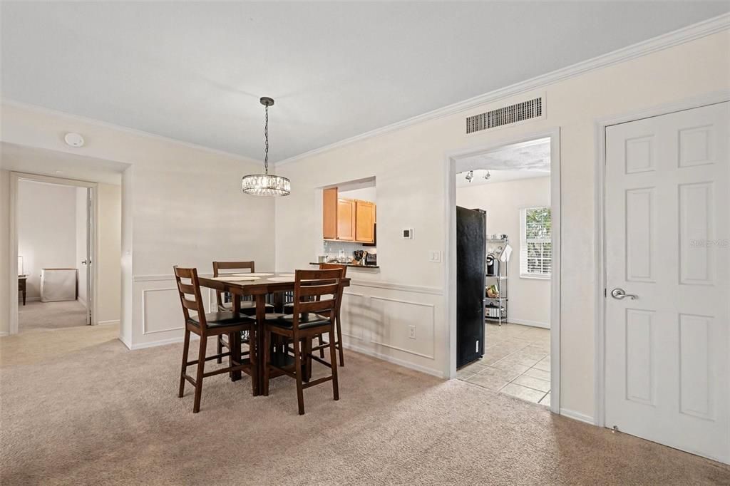 For Rent: $2,000 (2 beds, 2 baths, 1190 Square Feet)