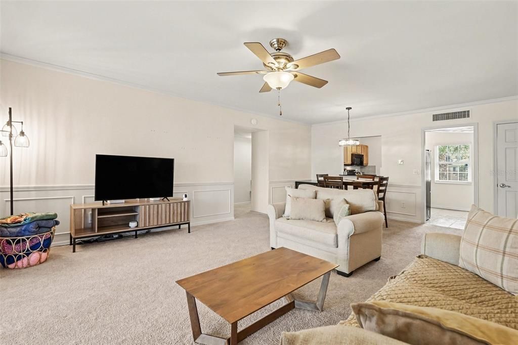 For Rent: $2,000 (2 beds, 2 baths, 1190 Square Feet)