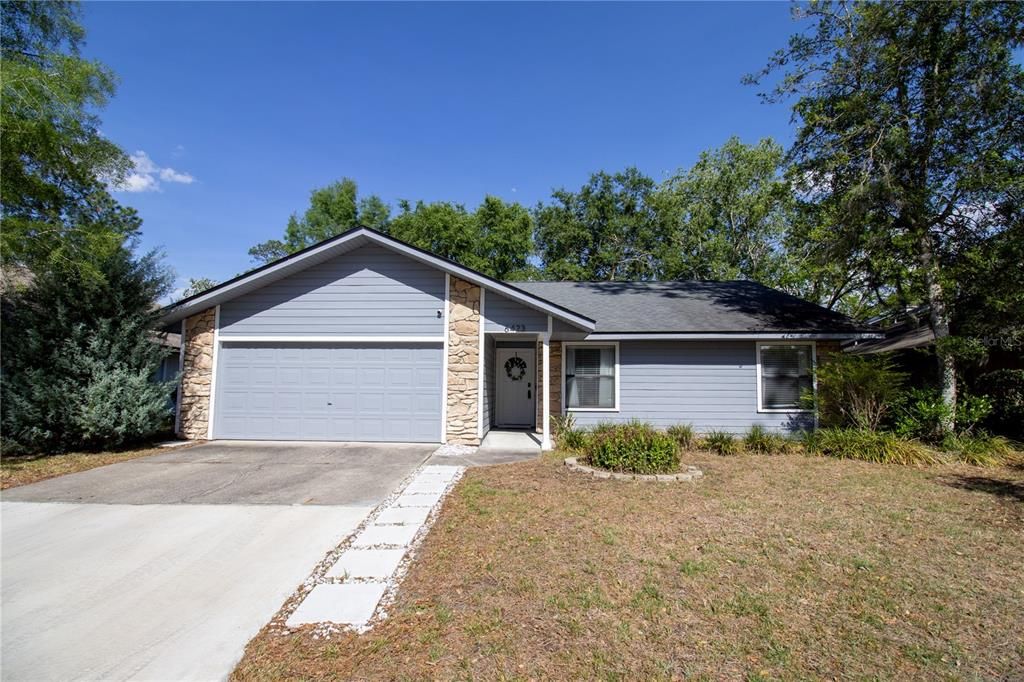 Active With Contract: $314,900 (3 beds, 2 baths, 1364 Square Feet)