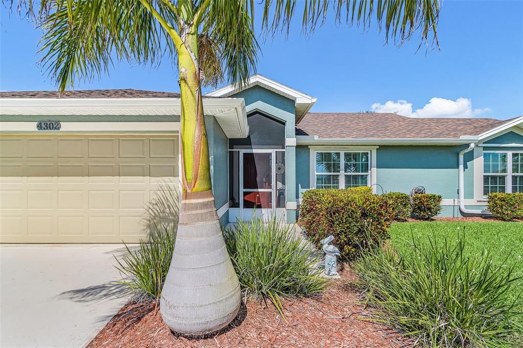 Active With Contract: $379,900 (3 beds, 2 baths, 1549 Square Feet)