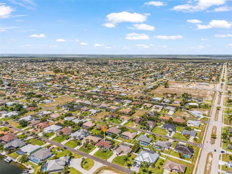 Active With Contract: $379,900 (3 beds, 2 baths, 1549 Square Feet)