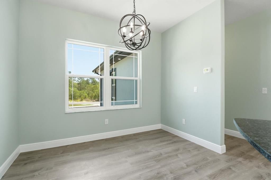 For Sale: $589,900 (3 beds, 3 baths, 2128 Square Feet)