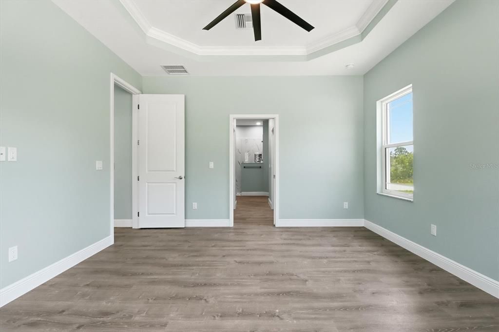 For Sale: $589,900 (3 beds, 3 baths, 2128 Square Feet)