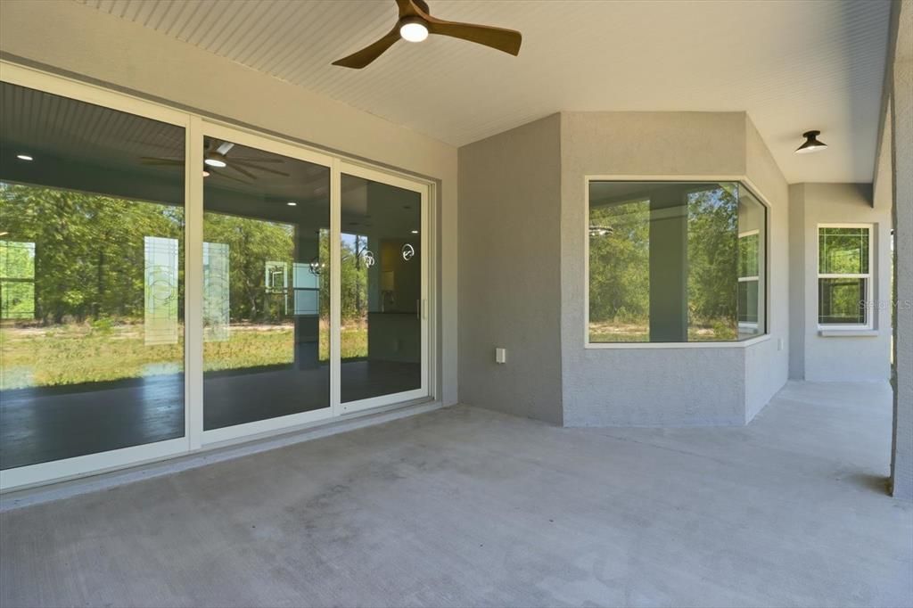 For Sale: $589,900 (3 beds, 3 baths, 2128 Square Feet)