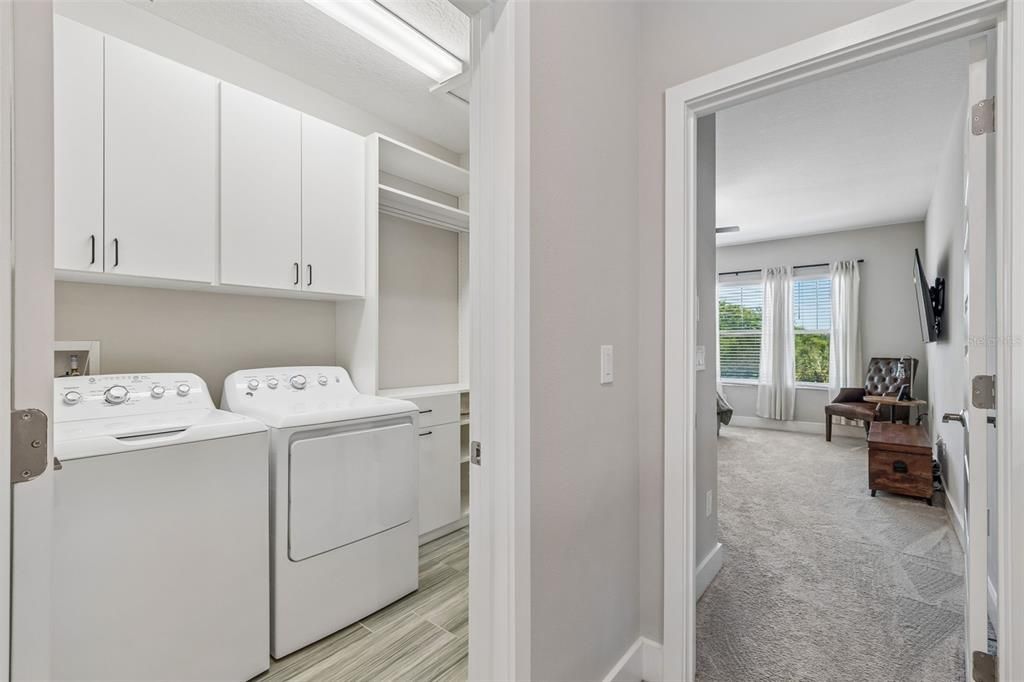 Active With Contract: $677,500 (4 beds, 2 baths, 2426 Square Feet)