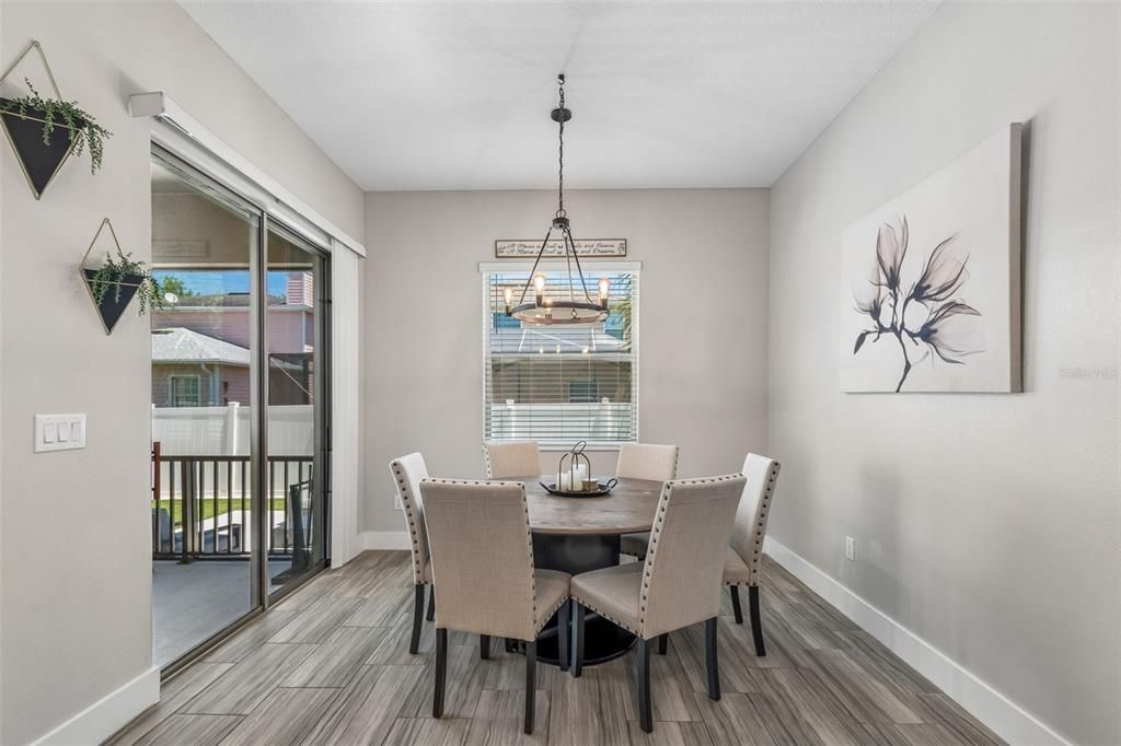 Active With Contract: $677,500 (4 beds, 2 baths, 2426 Square Feet)