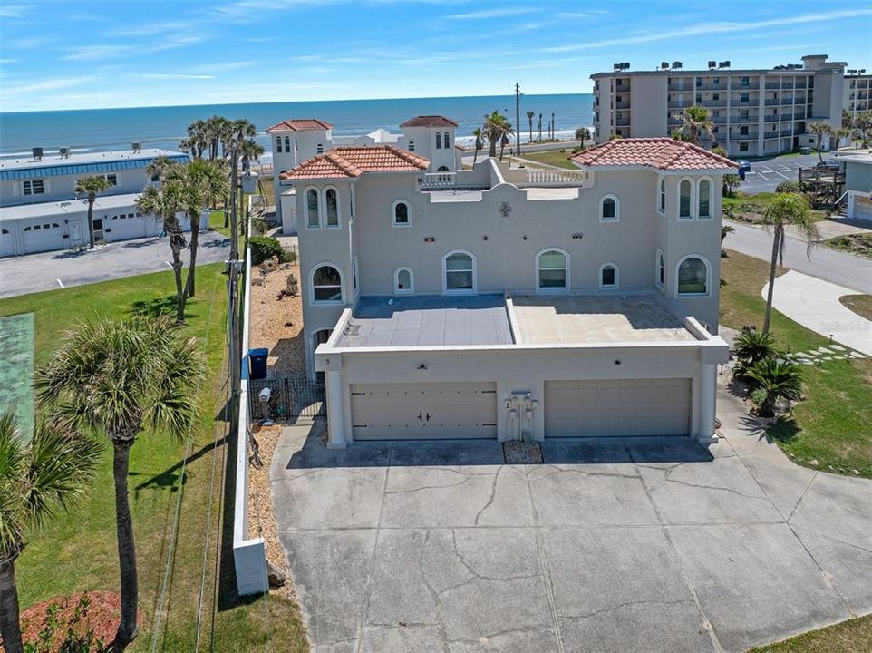 For Sale: $669,000 (3 beds, 2 baths, 2150 Square Feet)