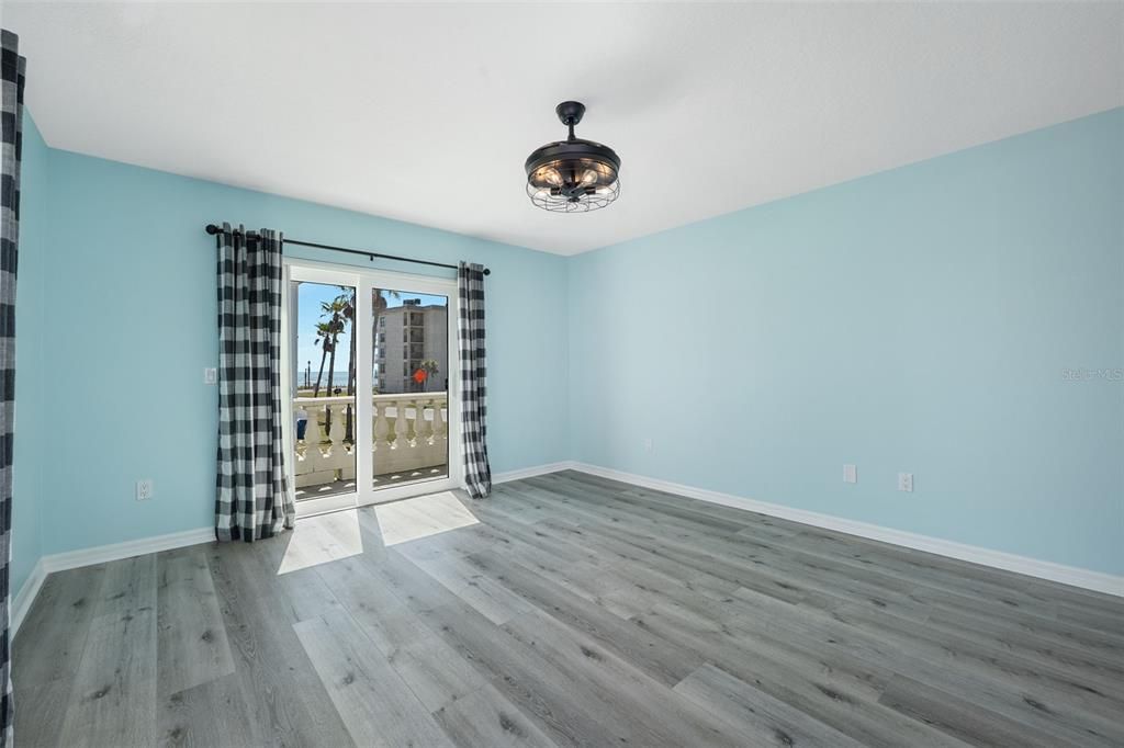 For Sale: $669,000 (3 beds, 2 baths, 2150 Square Feet)