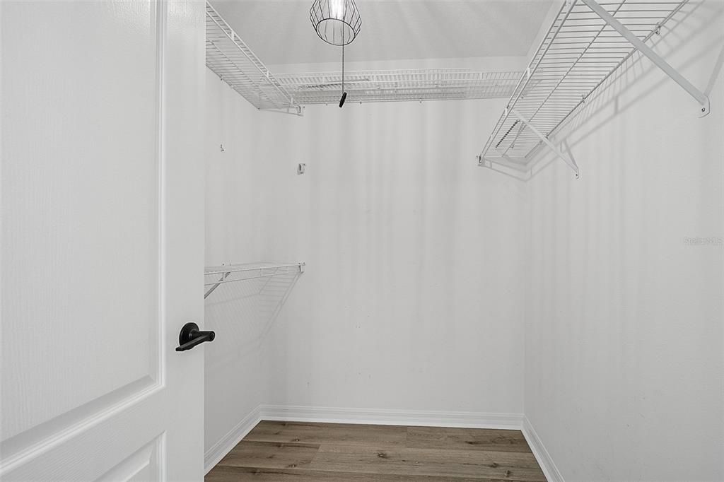 For Sale: $669,000 (3 beds, 2 baths, 2150 Square Feet)