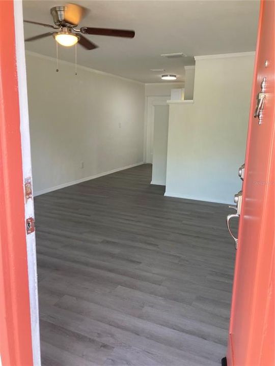 For Sale: $399,999 (4 beds, 0 baths, 1352 Square Feet)