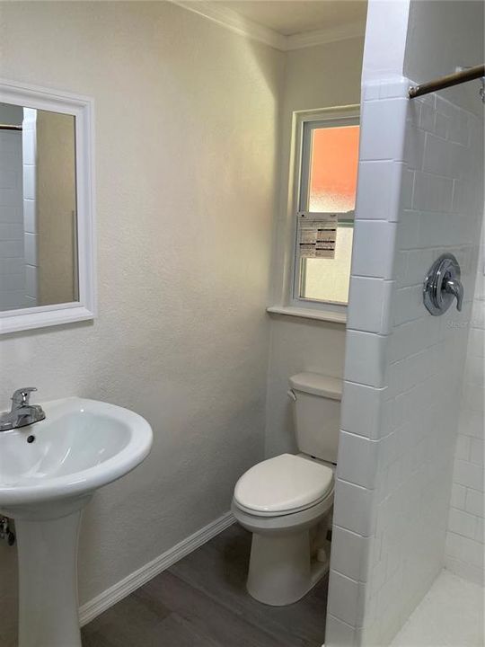 For Sale: $399,999 (4 beds, 0 baths, 1352 Square Feet)
