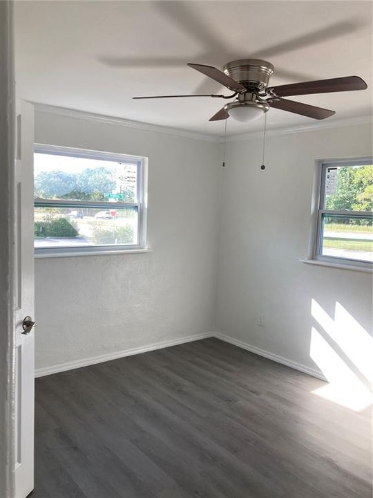 For Sale: $399,999 (4 beds, 0 baths, 1352 Square Feet)