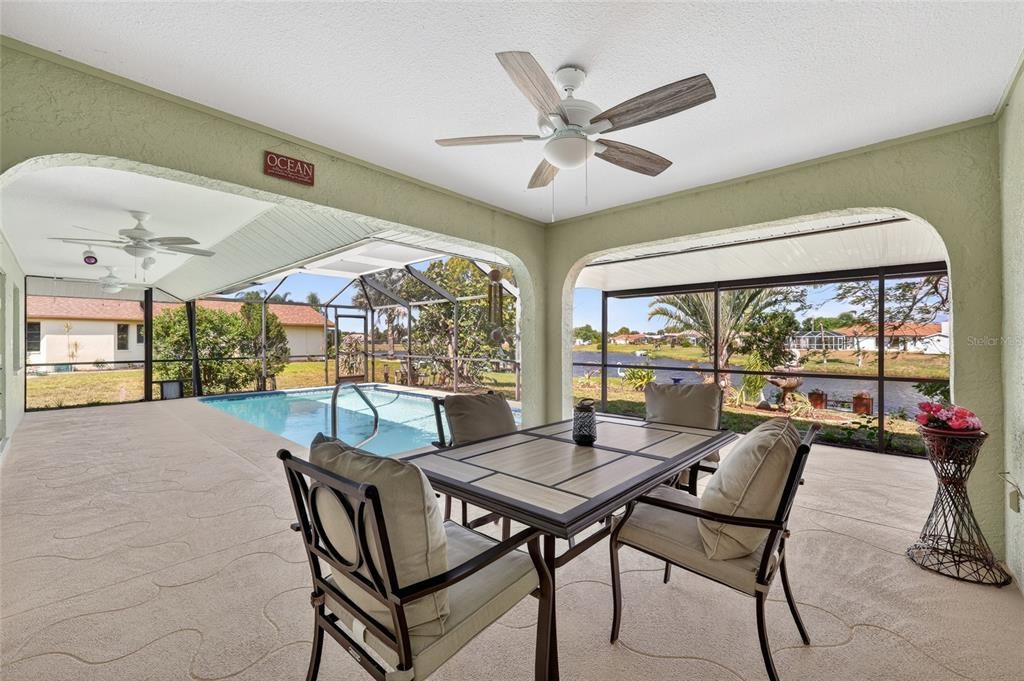 Active With Contract: $299,000 (2 beds, 2 baths, 1332 Square Feet)