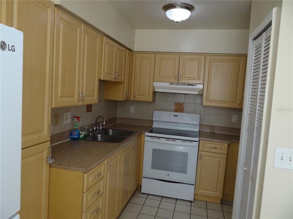 For Sale: $445,000 (4 beds, 0 baths, 1750 Square Feet)
