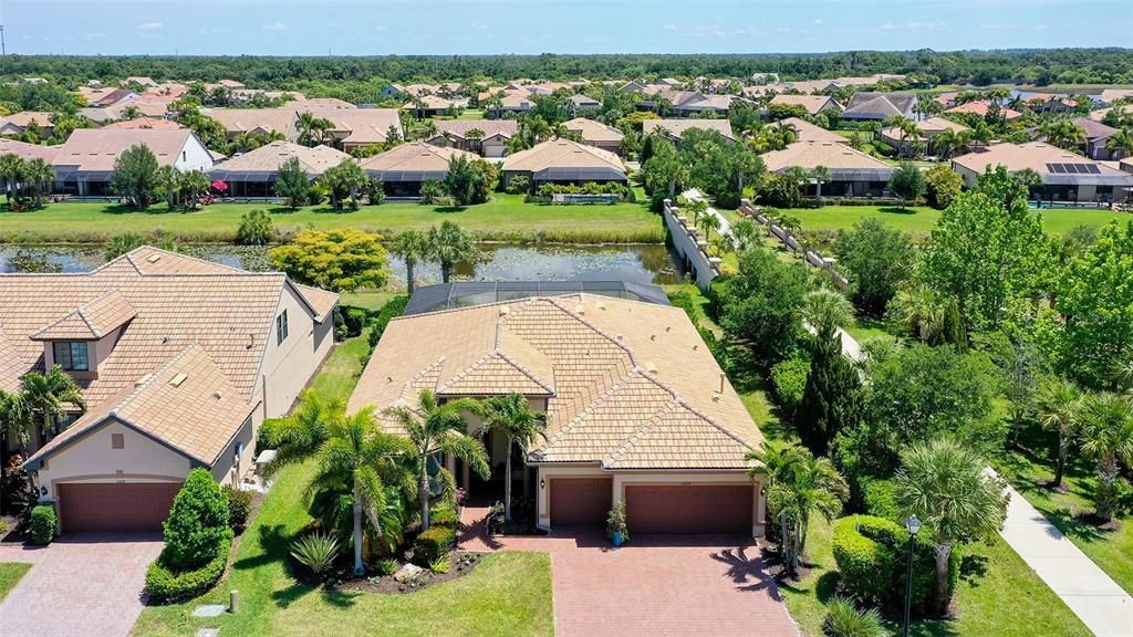 Activo con contrato: $850,000 (3 camas, 3 baños, 2483 Pies cuadrados)