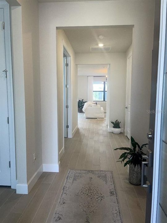 Activo con contrato: $599,900 (2 camas, 2 baños, 1827 Pies cuadrados)