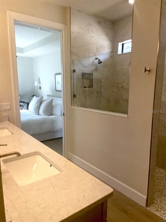 Activo con contrato: $599,900 (2 camas, 2 baños, 1827 Pies cuadrados)