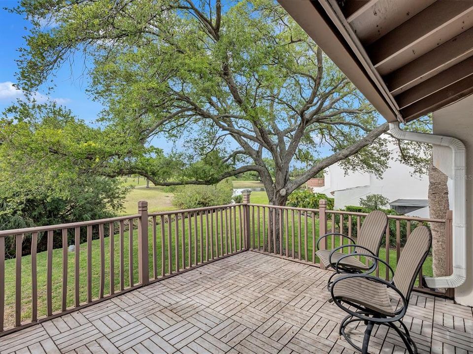 For Sale: $400,000 (2 beds, 2 baths, 1765 Square Feet)
