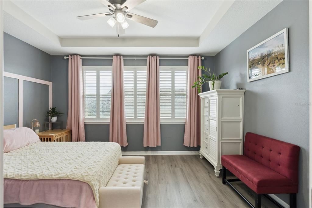 En Venta: $479,000 (3 camas, 2 baños, 2120 Pies cuadrados)