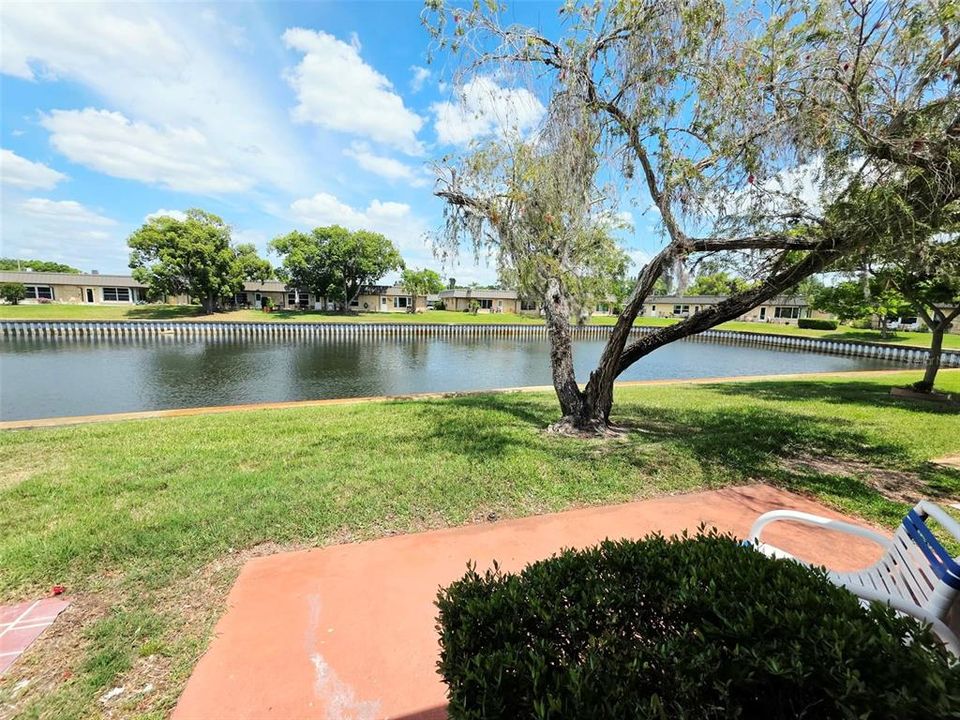 For Sale: $61,900 (2 beds, 1 baths, 975 Square Feet)