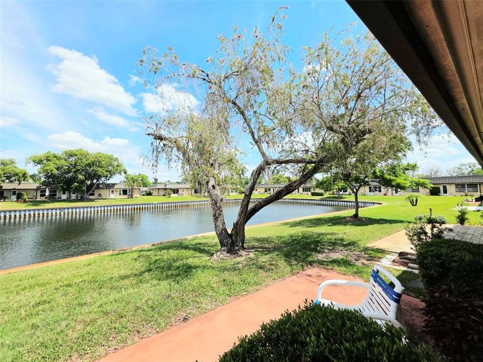 For Sale: $61,900 (2 beds, 1 baths, 975 Square Feet)