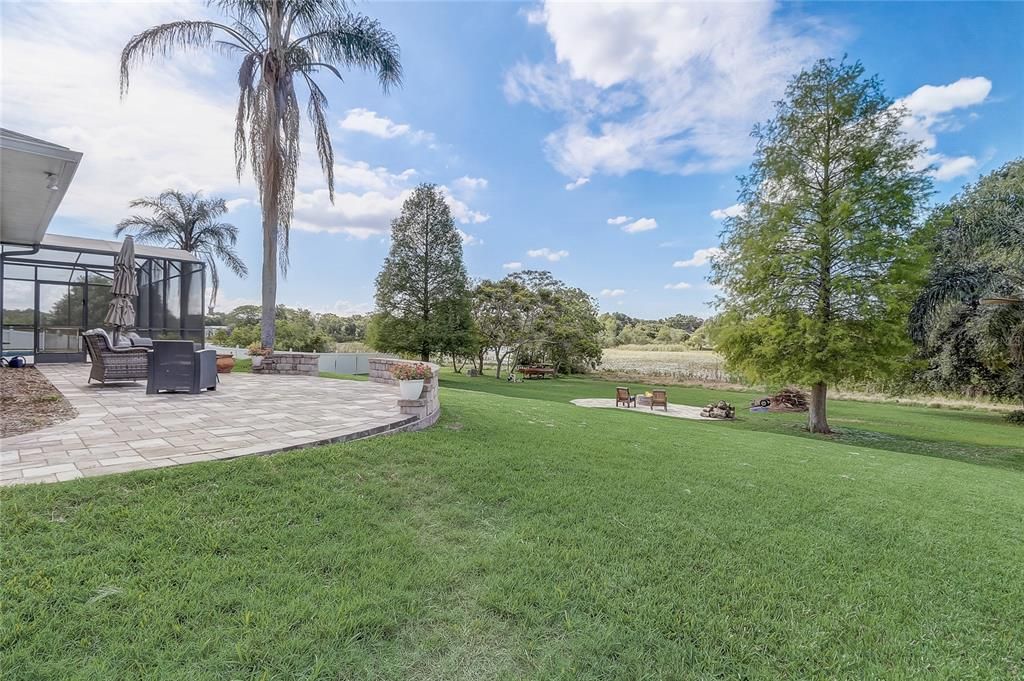 Activo con contrato: $929,000 (4 camas, 3 baños, 3009 Pies cuadrados)