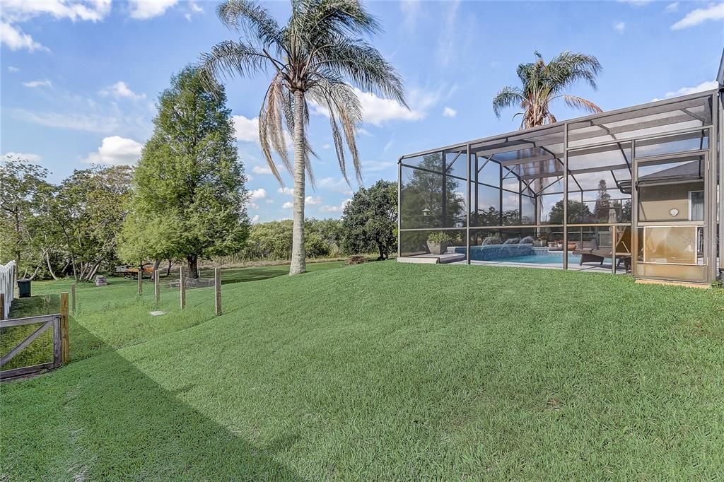 Activo con contrato: $929,000 (4 camas, 3 baños, 3009 Pies cuadrados)