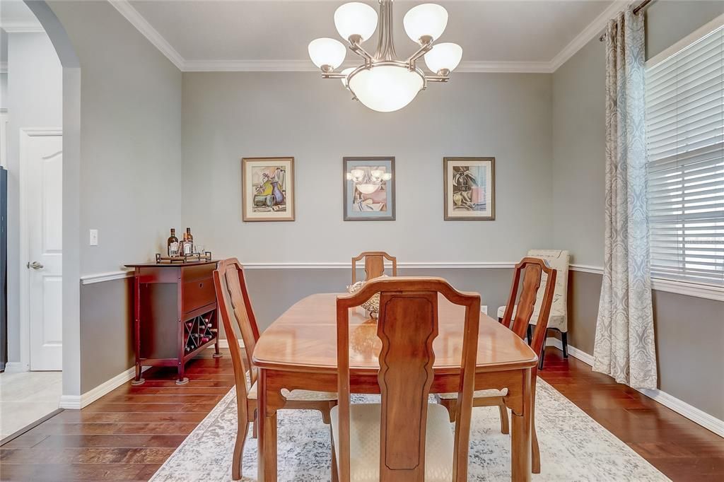 Activo con contrato: $929,000 (4 camas, 3 baños, 3009 Pies cuadrados)