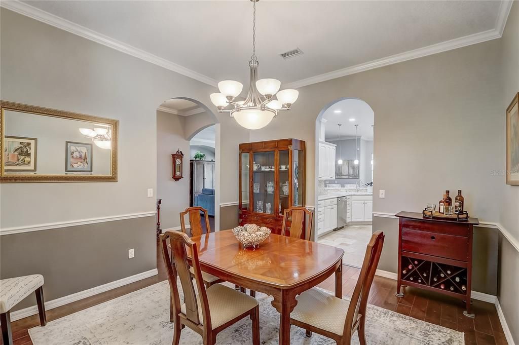 Activo con contrato: $929,000 (4 camas, 3 baños, 3009 Pies cuadrados)