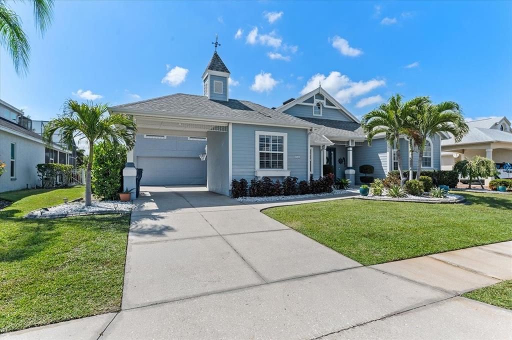 Active With Contract: $950,000 (5 beds, 3 baths, 2511 Square Feet)
