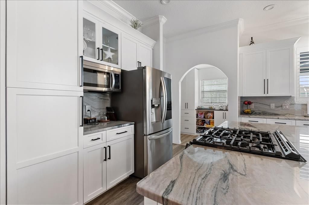 Active With Contract: $950,000 (5 beds, 3 baths, 2511 Square Feet)