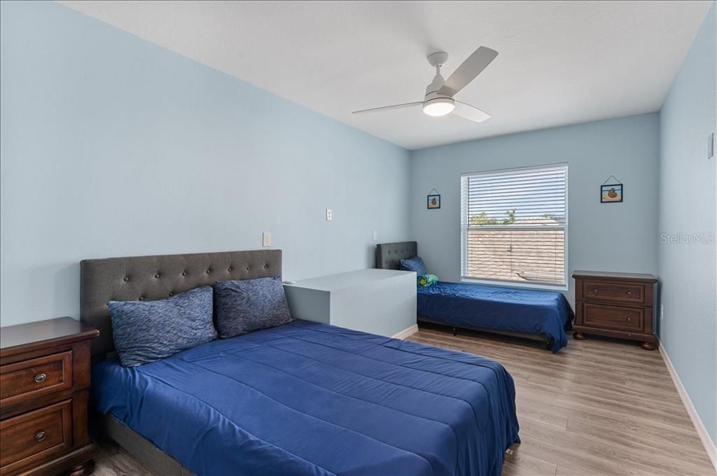 Active With Contract: $950,000 (5 beds, 3 baths, 2511 Square Feet)