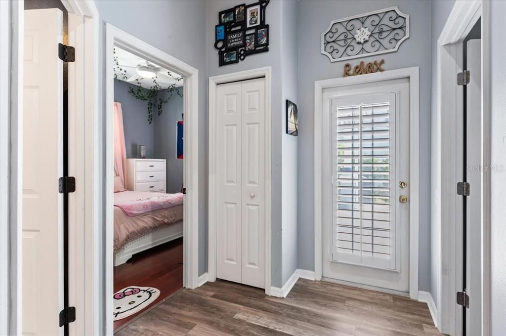 Active With Contract: $950,000 (5 beds, 3 baths, 2511 Square Feet)