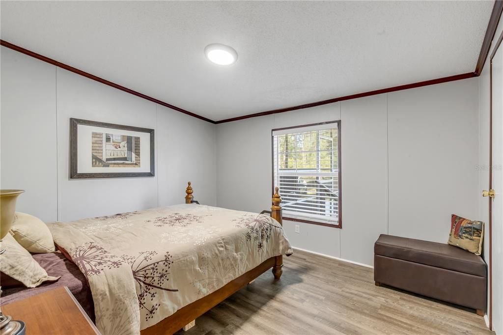 Activo con contrato: $459,900 (4 camas, 2 baños, 2280 Pies cuadrados)