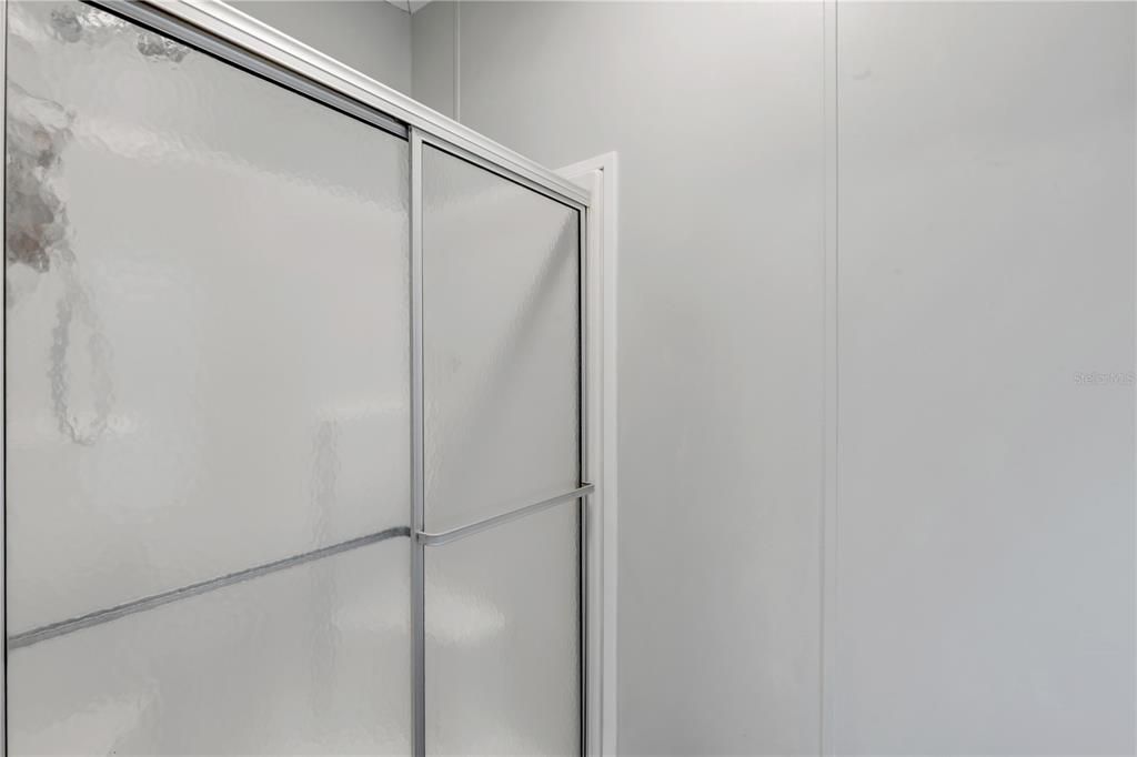 Activo con contrato: $459,900 (4 camas, 2 baños, 2280 Pies cuadrados)