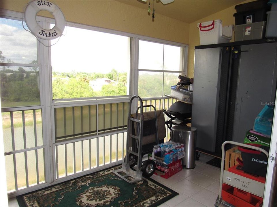 На продажу: $127,000 (2 спален, 2 ванн, 1205 Квадратных фут)