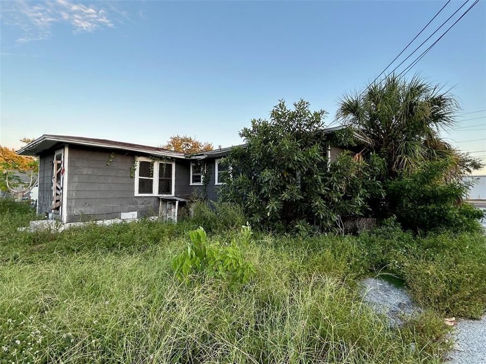 For Sale: $99,900 (3 beds, 0 baths, 1330 Square Feet)