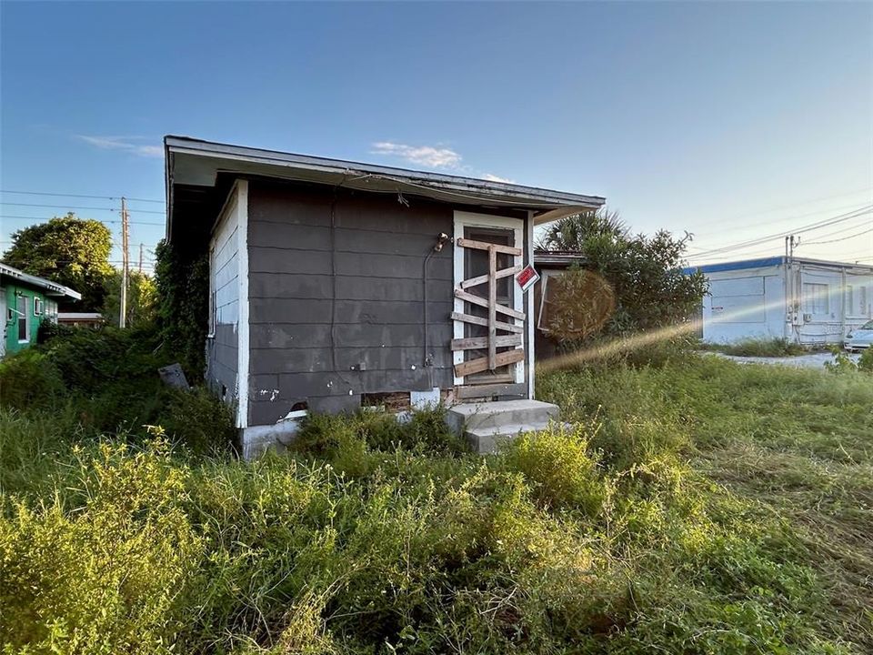 For Sale: $99,900 (3 beds, 0 baths, 1330 Square Feet)