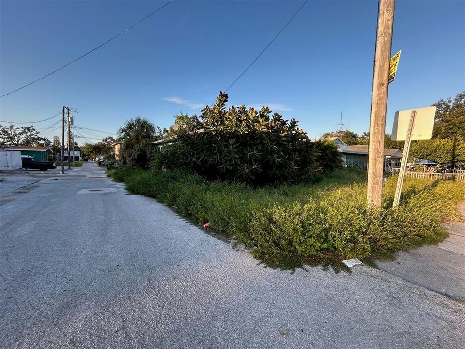 For Sale: $99,900 (3 beds, 0 baths, 1330 Square Feet)
