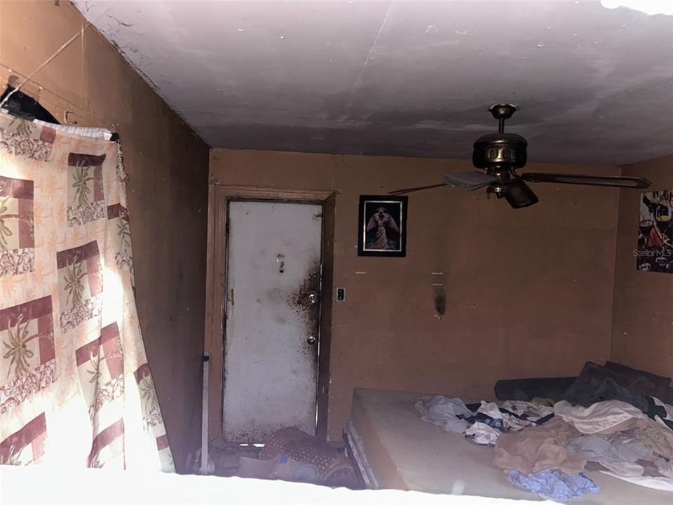 For Sale: $99,900 (3 beds, 0 baths, 1330 Square Feet)