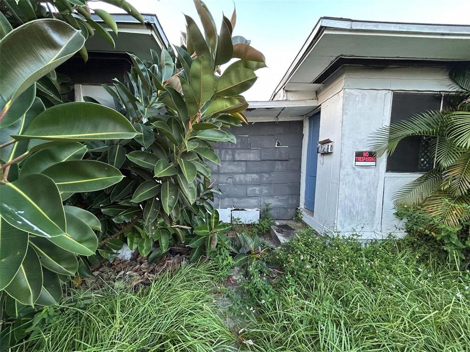 For Sale: $99,900 (3 beds, 0 baths, 1330 Square Feet)
