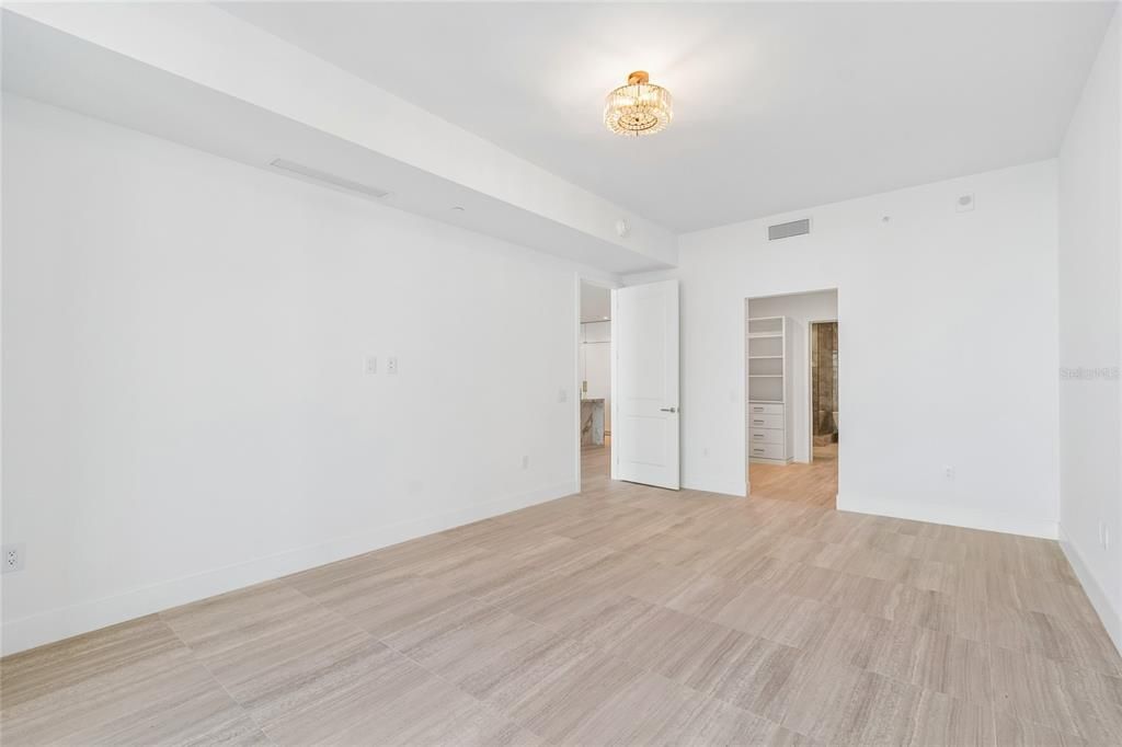 For Rent: $9,995 (2 beds, 2 baths, 1960 Square Feet)