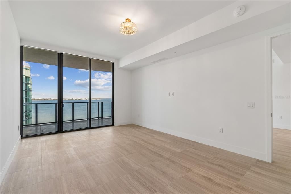 For Rent: $9,995 (2 beds, 2 baths, 1960 Square Feet)