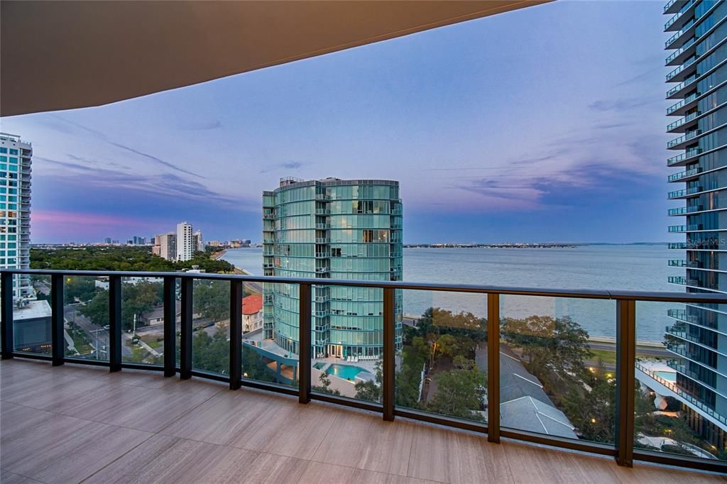 For Rent: $9,995 (2 beds, 2 baths, 1960 Square Feet)