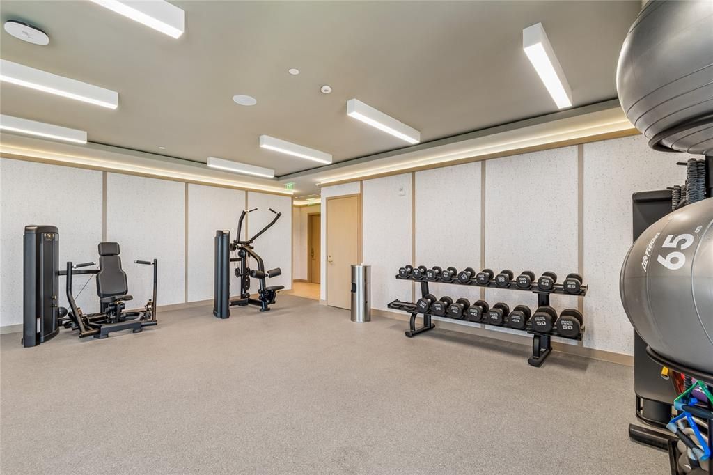 For Rent: $9,995 (2 beds, 2 baths, 1960 Square Feet)