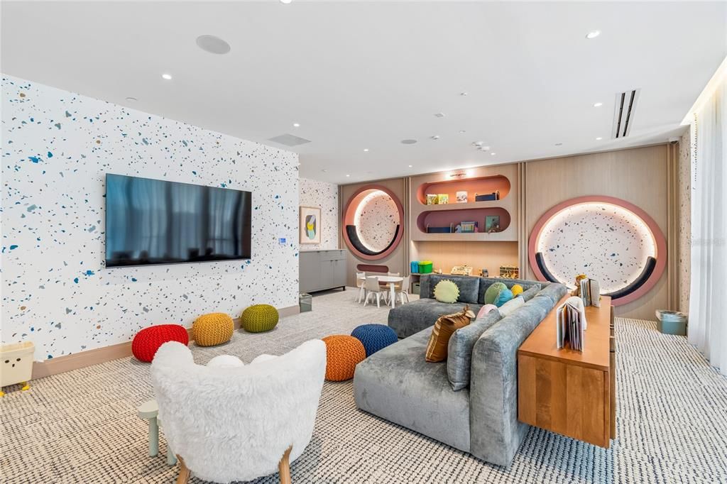 For Rent: $9,995 (2 beds, 2 baths, 1960 Square Feet)